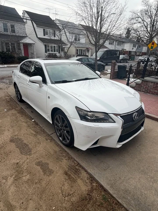 2014 Lexus GS 4th Gen - Image 3 of 10