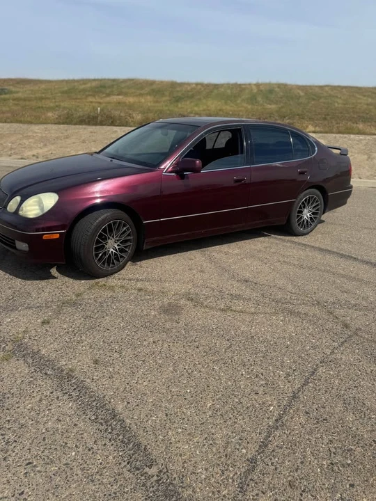 2001 Lexus GS 2nd Gen - Image 2 of 5