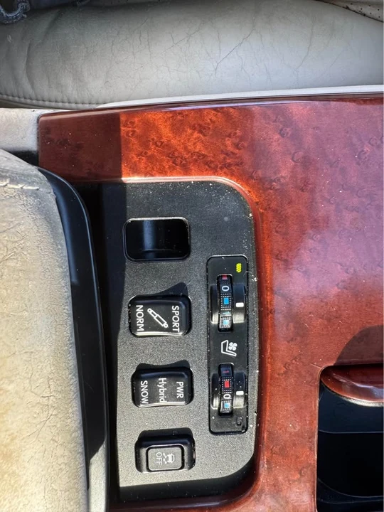 2011 Lexus GS 3rd Gen - Image 7 of 10