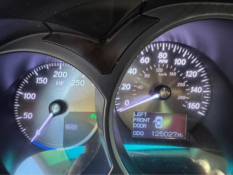 2011 Lexus GS 3rd Gen - Image 4 of 10