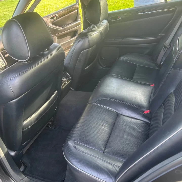 2002 Lexus GS 2nd Gen - Image 4 of 6