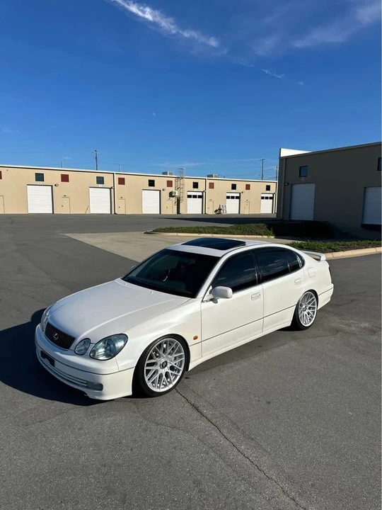 2002 Lexus GS 2nd Gen - Image 2 of 7