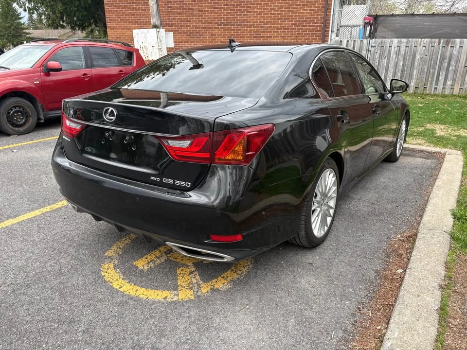 2013 Lexus GS 4th Gen - Image 3 of 10