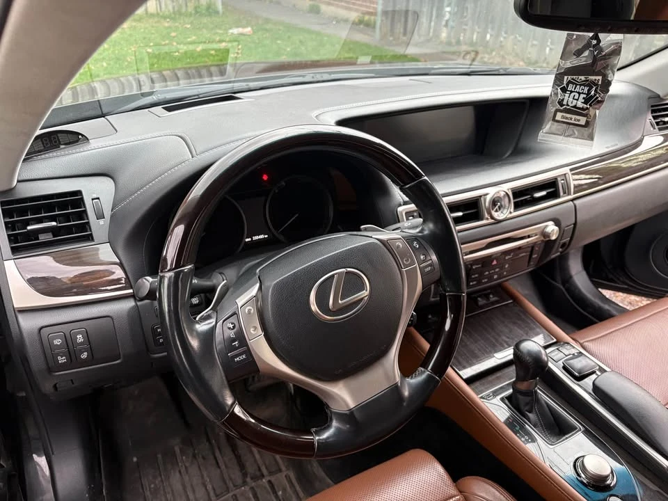 2013 Lexus GS 4th Gen - Image 10 of 10