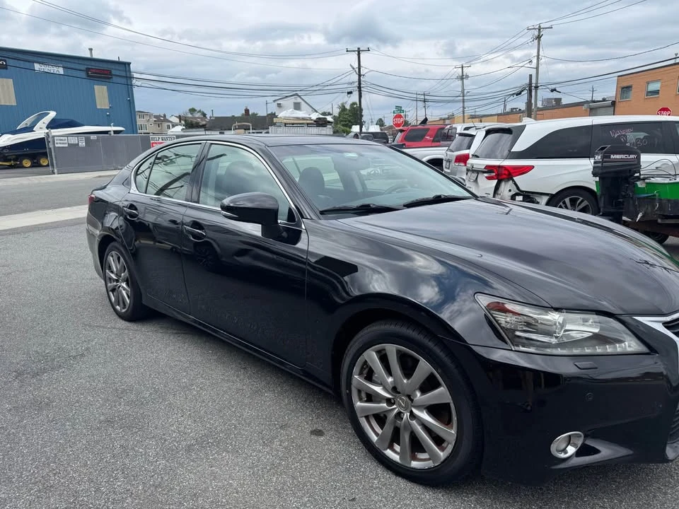 2013 Lexus GS 4th Gen - Image 2 of 9