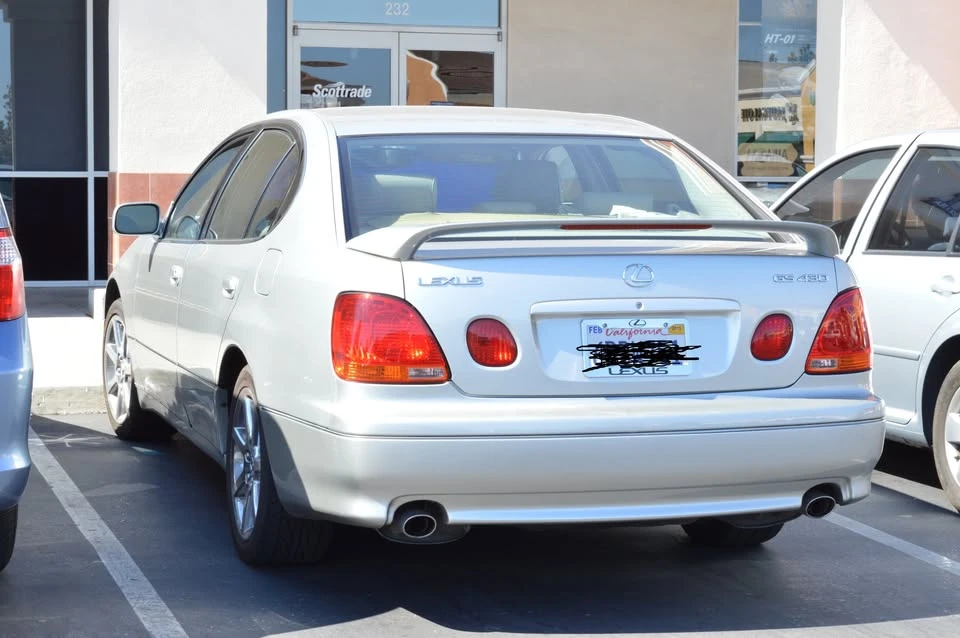 2003 Lexus GS 2nd Gen - Image 2 of 10