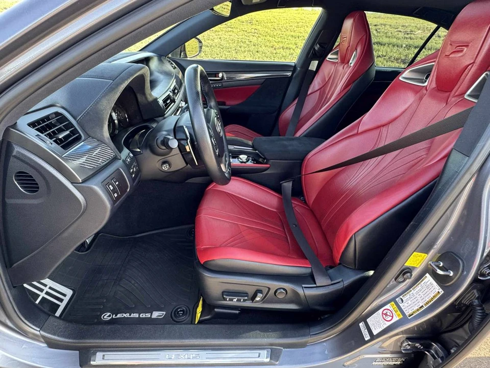 2016 Lexus GS F 4th Gen - Image 22 of 23