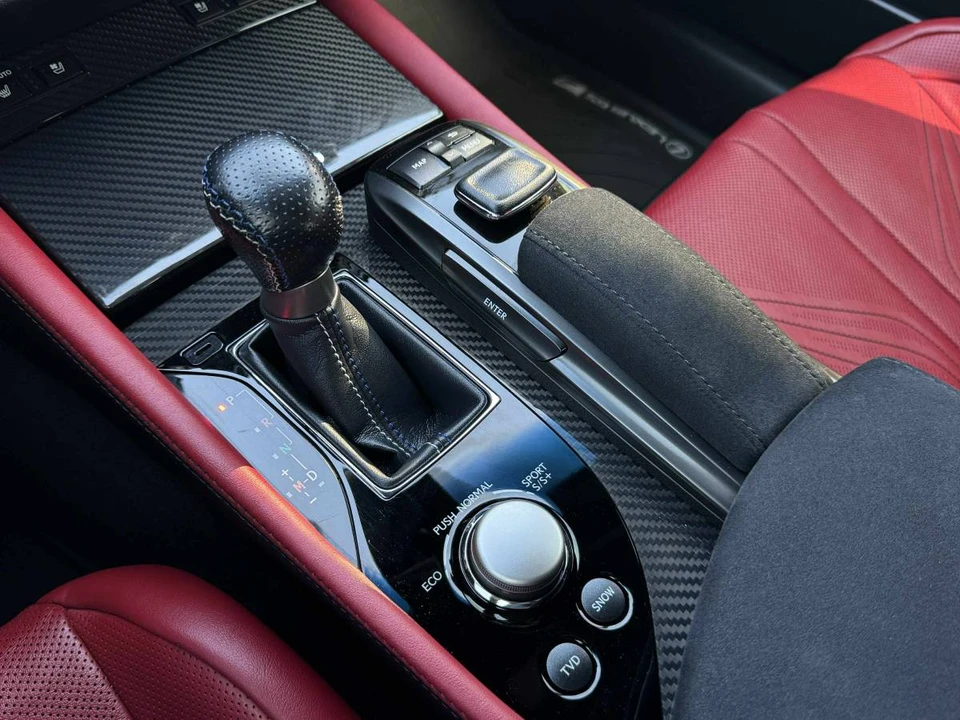 2016 Lexus GS F 4th Gen - Image 12 of 23
