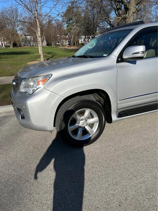 2012 Lexus GX 2nd Gen - Image 4 of 10