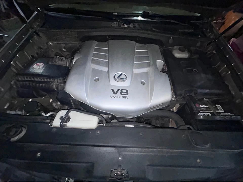 2005 Lexus GX 1st Gen - Image 2 of 10