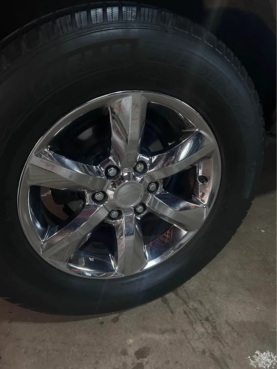 2005 Lexus GX 1st Gen - Image 7 of 10