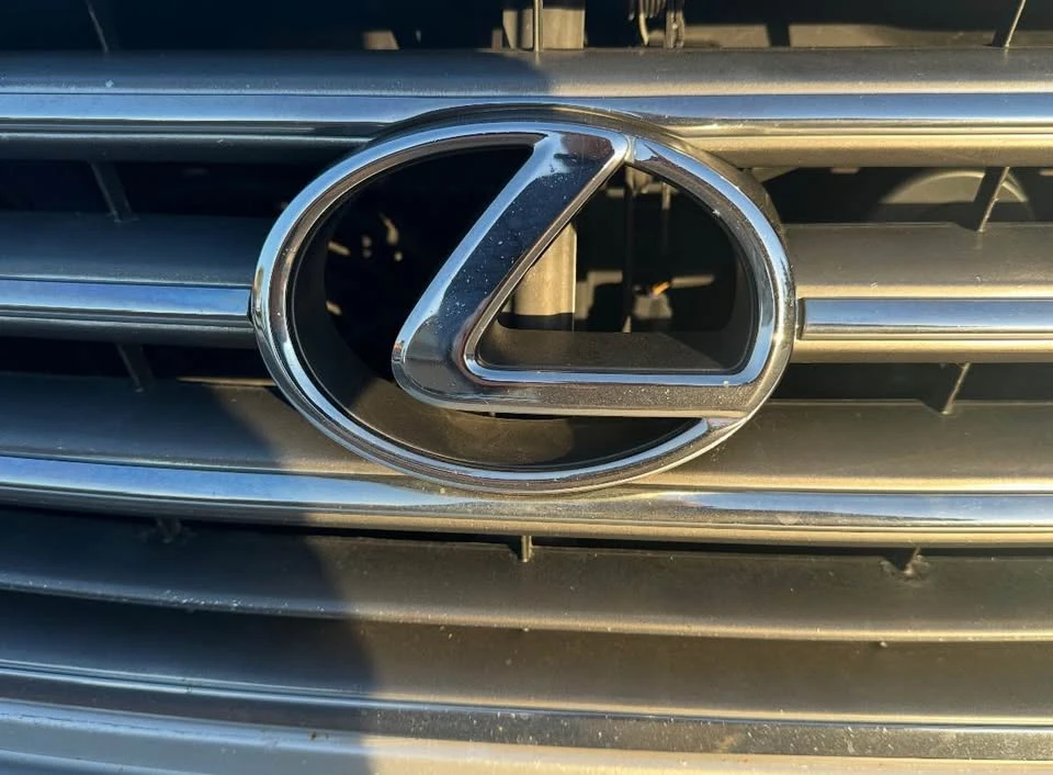 2007 Lexus GX 1st Gen - Image 2 of 10