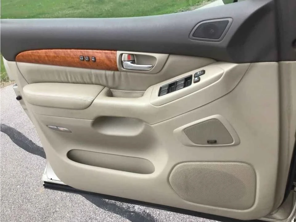 2006 Lexus GX 1st Gen - Image 7 of 10