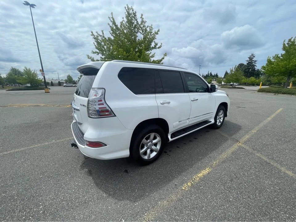 2014 Lexus GX 2nd Gen - Image 3 of 10