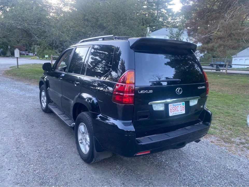2004 Lexus GX 1st Gen - Image 3 of 5