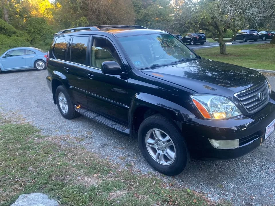 2004 Lexus GX 1st Gen - Image 4 of 5