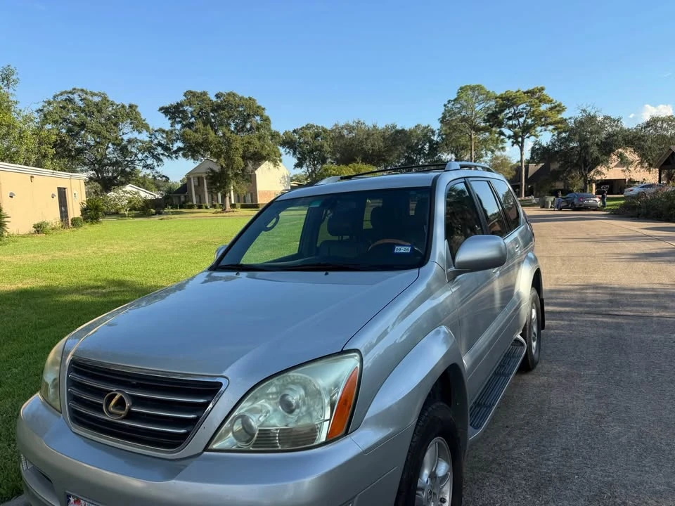 2004 Lexus GX 1st Gen - Image 7 of 10