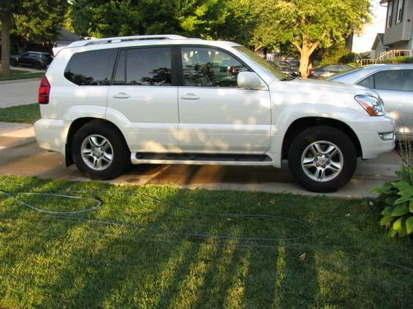 2007 Lexus GX 1st Gen - Image 8 of 17