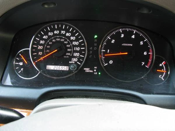 2007 Lexus GX 1st Gen - Image 16 of 17