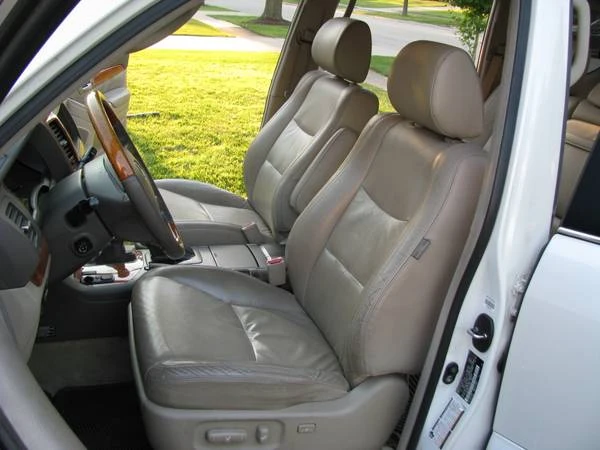 2007 Lexus GX 1st Gen - Image 11 of 17
