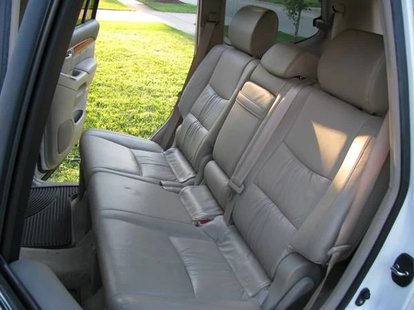 2007 Lexus GX 1st Gen - Image 12 of 17