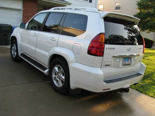 2007 Lexus GX 1st Gen - Image 3 of 17