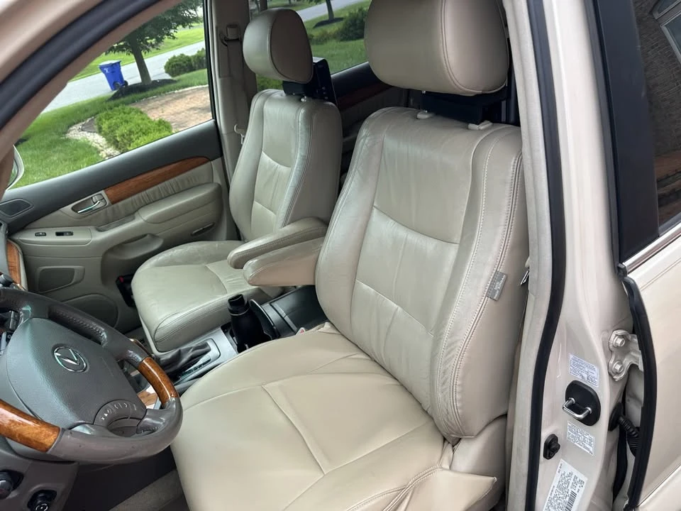 2003 Lexus GX 1st Gen - Image 7 of 9