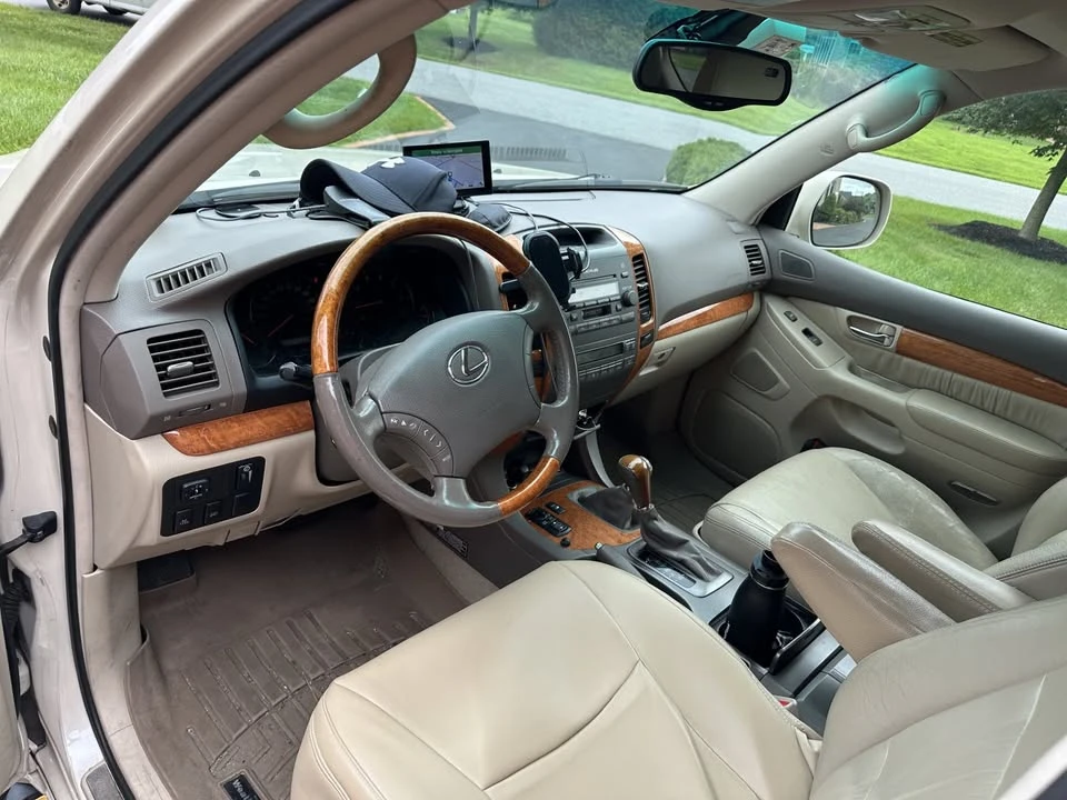 2003 Lexus GX 1st Gen - Image 8 of 9