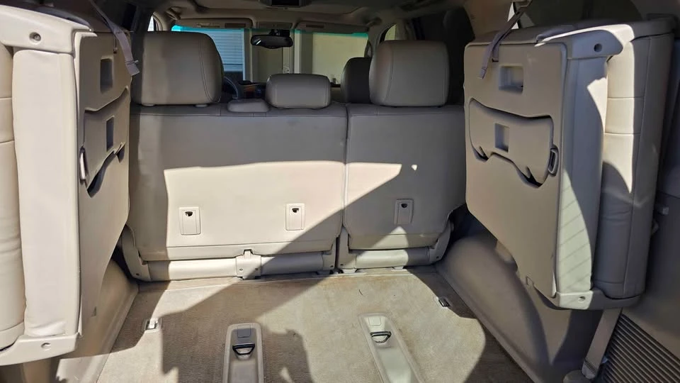 2004 Lexus GX 1st Gen - Image 5 of 10