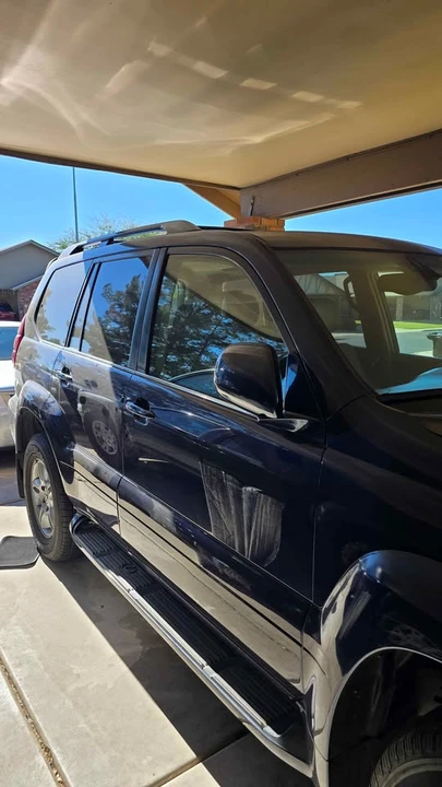 2004 Lexus GX 1st Gen - Image 2 of 10