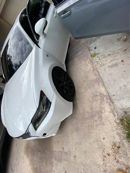 Lexus GS 4th Gen - Image 4 of 7