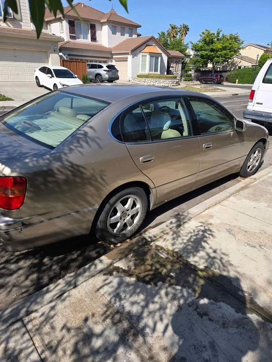 1999 Lexus GS 2nd Gen - Image 4 of 8