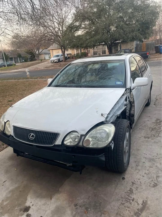 1998 Lexus GS 2nd Gen - Image 2 of 2