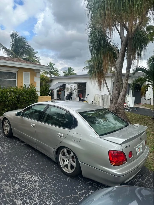 2002 Lexus GS 2nd Gen - Image 2 of 4