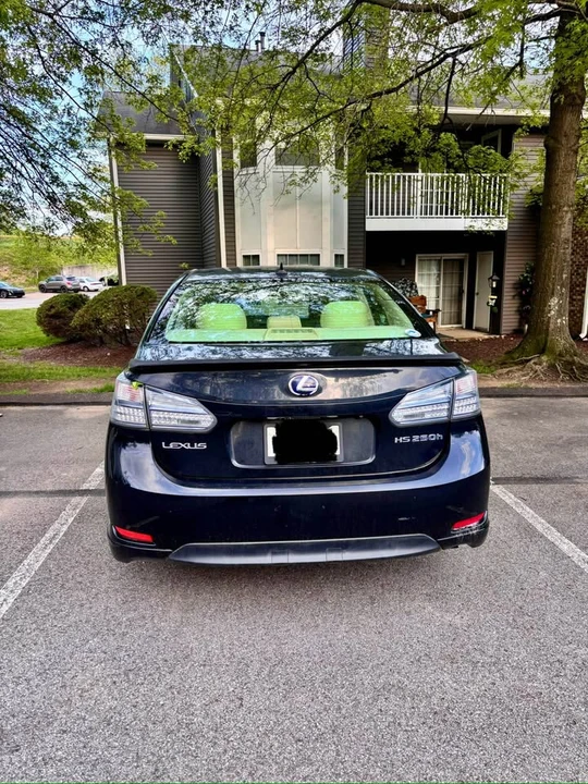 Lexus HS - Image 3 of 6