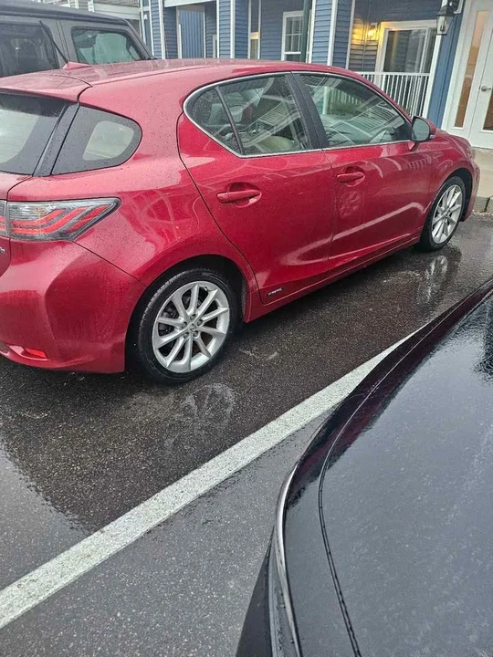 2012 Lexus CT - Image 2 of 8