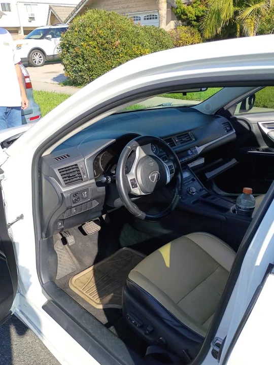2013 Lexus CT - Image 7 of 8