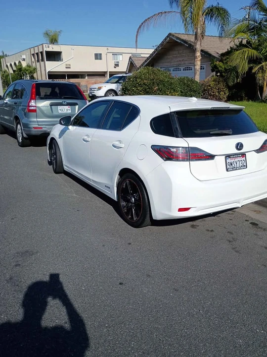 2013 Lexus CT - Image 3 of 8