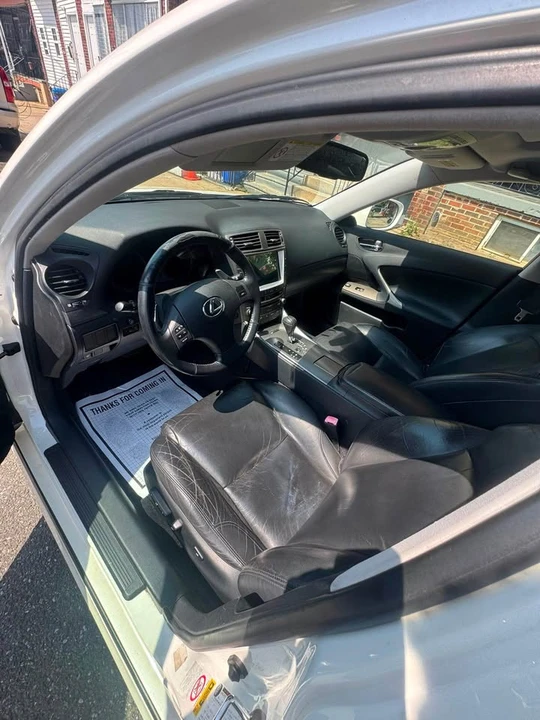 2006 Lexus IS 2nd Gen - Image 10 of 10