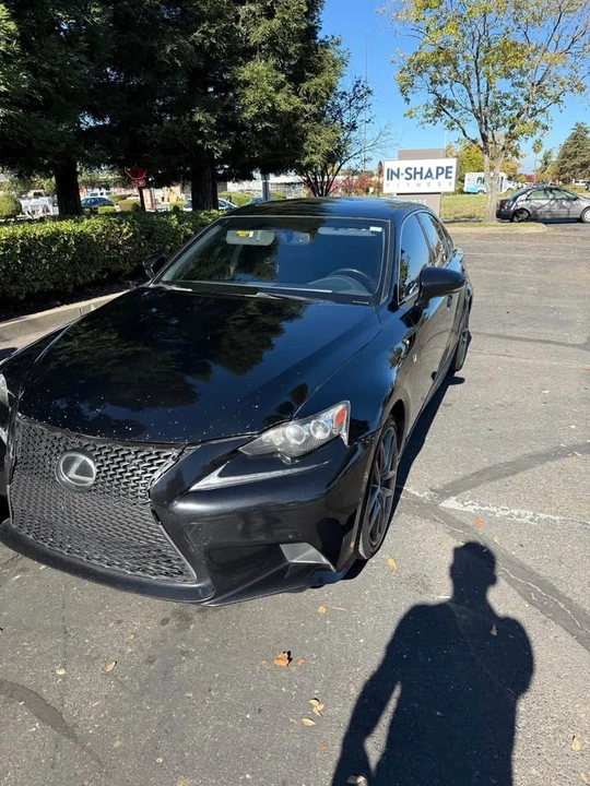 Lexus IS 3rd Gen - Image 3 of 7