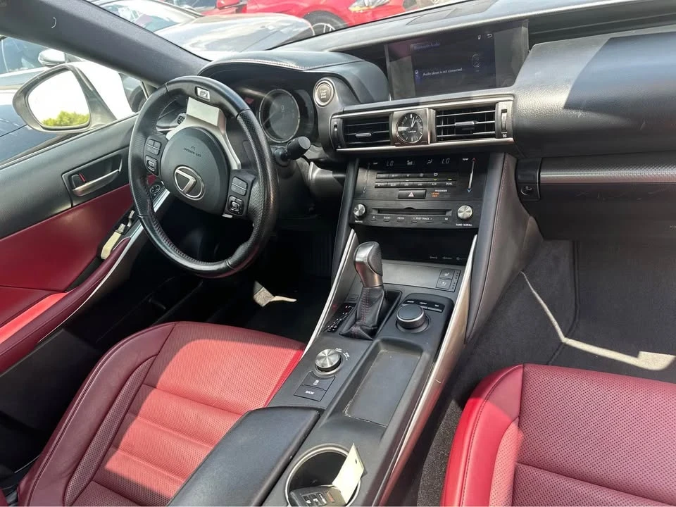 2018 Lexus IS 3rd Gen - Image 5 of 7