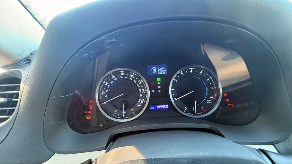 2013 Lexus IS 2nd Gen - Image 8 of 9