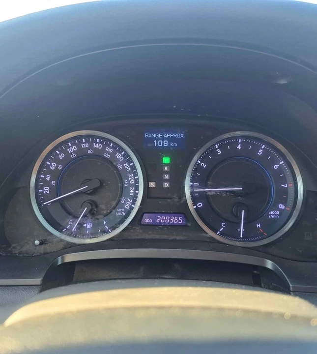 2011 Lexus IS 2nd Gen - Image 7 of 8