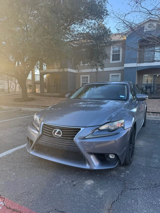 2015 Lexus IS 3rd Gen - Image 4 of 10