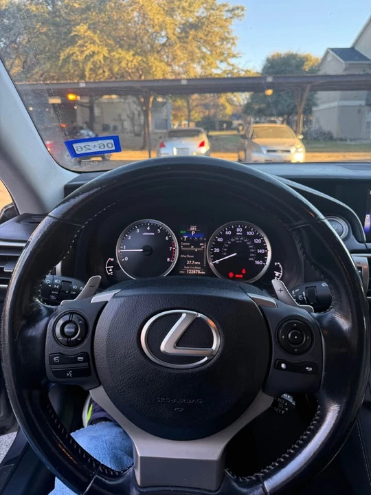 2015 Lexus IS 3rd Gen - Image 9 of 10