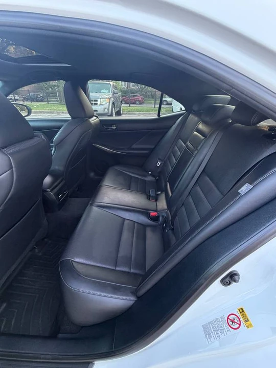 2015 Lexus IS 3rd Gen - Image 21 of 24