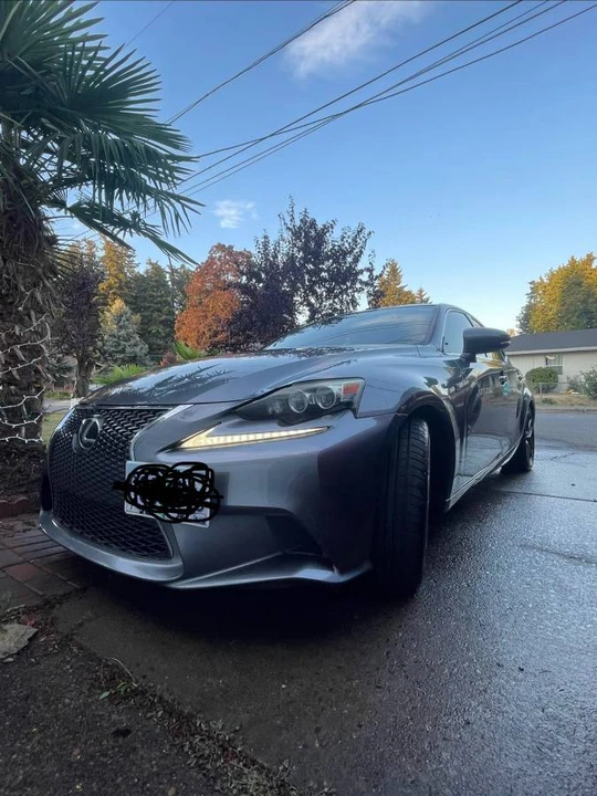 2014 Lexus IS 3rd Gen - Image 8 of 11
