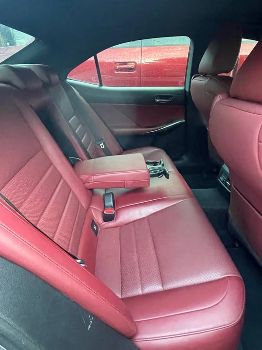 2014 Lexus IS 3rd Gen - Image 4 of 11