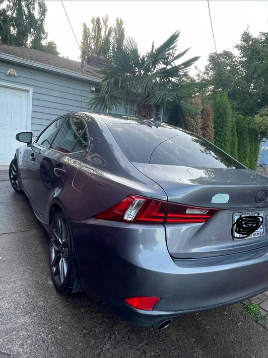 2014 Lexus IS 3rd Gen - Image 6 of 11