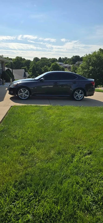 2009 Lexus IS 2nd Gen - Image 4 of 7